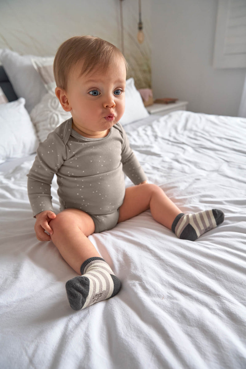 Babybody 'Sprinkle taupe', langarm - mimiundmax.at