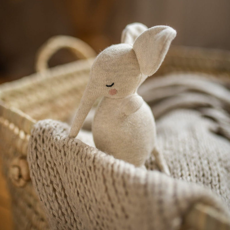 Babyrassel 'Elefant', creme - mimiundmax.at