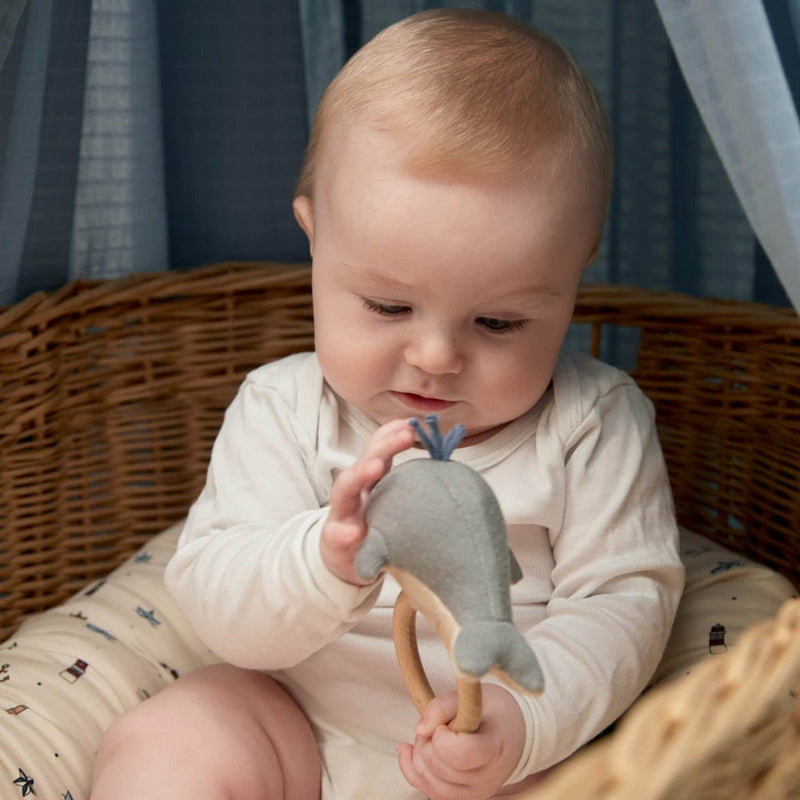 Babyrassel 'Willie der Wal' - mimiundmax.at