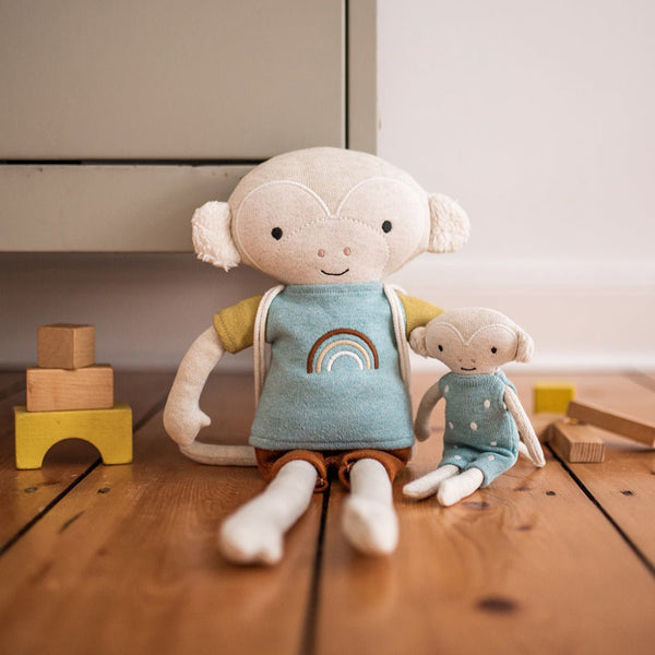 Kuscheltier Affe mit Baby, blau/gelb - mimiundmax.at